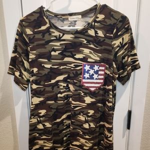Sequin/camo tee